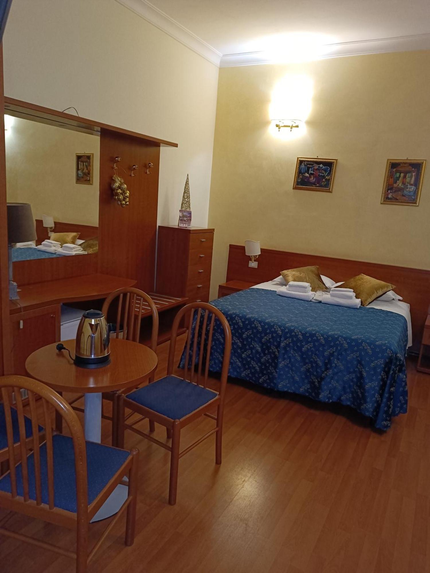 Opera Italian Suite Rome Buitenkant foto